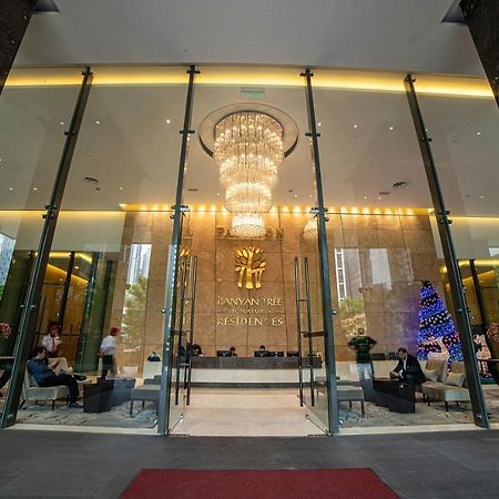 Ph Suites At Pavilion Bukit Bintang Kuala Lumpur Exterior photo The lobby of the hotel